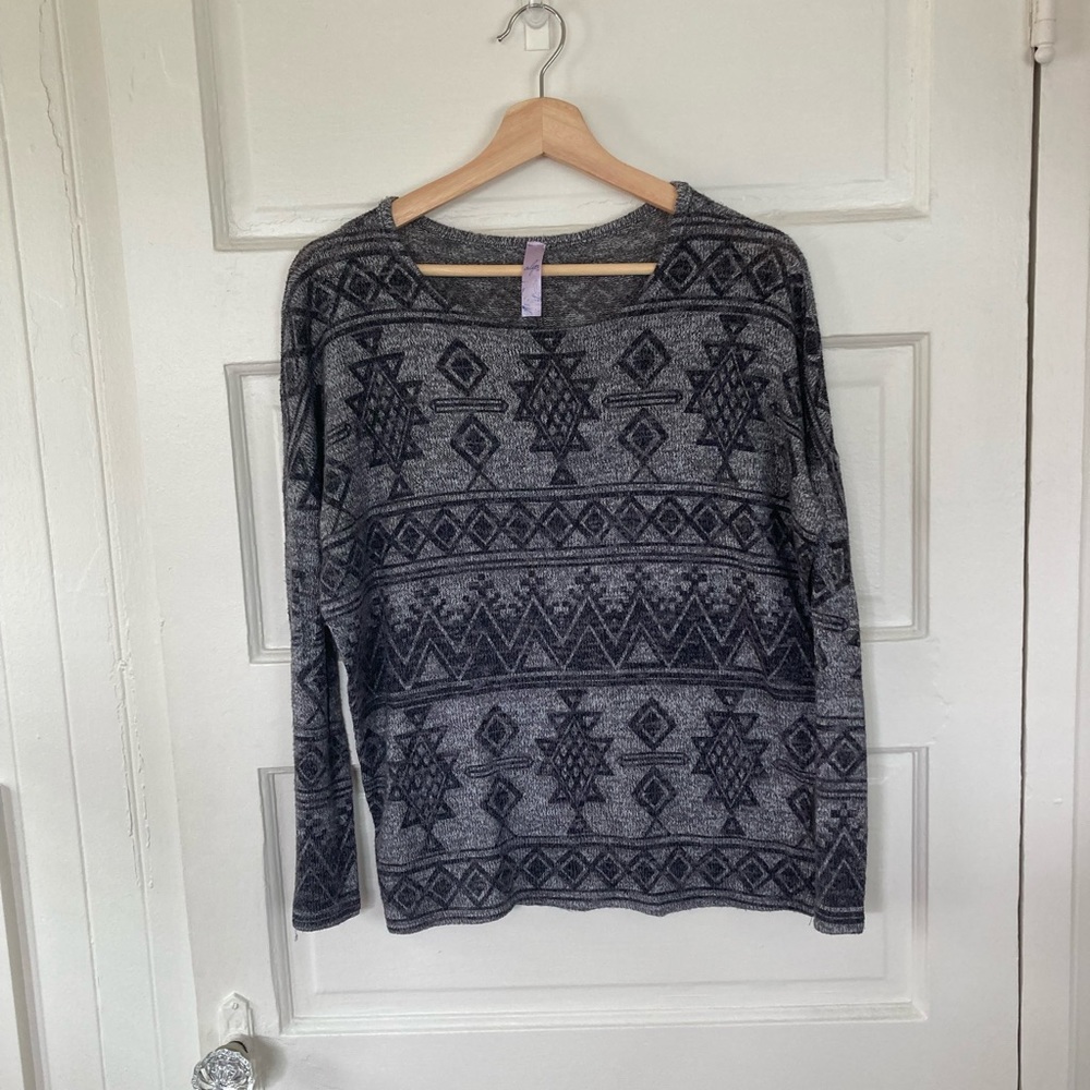 Black and gray western print light sweater